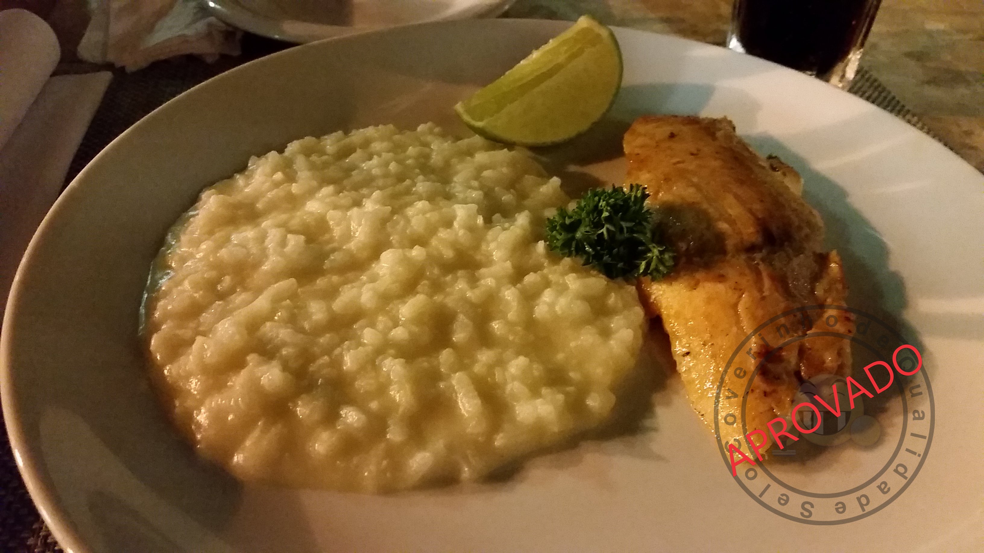 Salmão com Risoto com limão siciliano